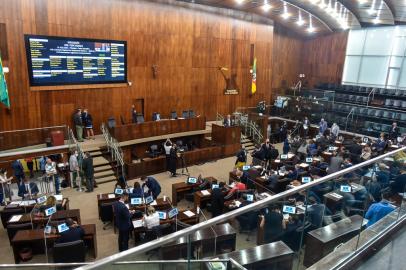 Deputados aprovam regionalização do saneamento. Assembleia tem esforço concentrado para votações antes do recesso.<!-- NICAID(14973947) -->