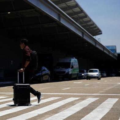 PORTO ALEGRE, RS, BRASIL, 19-11-2019: Fraport entrega primeira fase das obras de infraestrutura do Aeroporto Internacional Salagdo Fiho. (Foto: Mateus Bruxel / Agência RBS)<!-- NICAID(14330341) -->