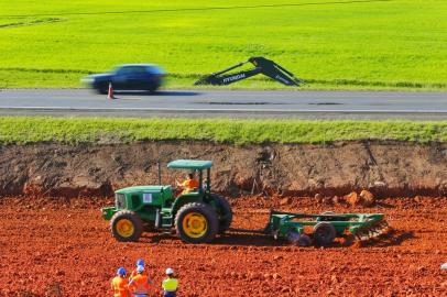 Taquari, RS, BRASIL,  07/01/2021- Construção da praça de pedágio no KM 47 da RS 287 em Taquarí. Foto: Lauro Alves  / Agencia RBS<!-- NICAID(14984595) -->