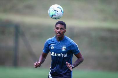 RS - FUTEBOL/TREINO GREMIO  - ESPORTES - Jogadores do Gremio realizam treino durante a tarde desta sexta-feira no hotel Bourbon, em Atibaia, na preparaÃ§Ã£o para a grande final da Copa do Brasil 2020. FOTO: LUCAS UEBEL/GREMIO FBPANa foto: meia Jean Pyerre<!-- NICAID(14755494) -->