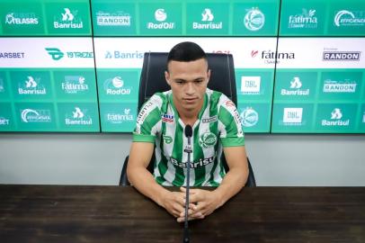 Juventude apresenta volante Darlan, ex-Grêmio<!-- NICAID(14992581) -->