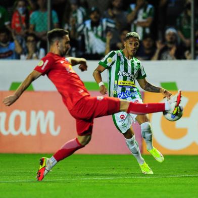 CAXIAS DO SUL, RS, BRASIL, 30/11/2021. Juventude x Bragantino, jogo válido pela 35ª rodada da série A do Campeonato Brasileiro e realizado no estádio Alfredo Jaconi. (Porthus Junior/Agência RBS)<!-- NICAID(14955273) -->