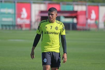 Treino do Inter no CT Parque Gigante. Na foto, Taison<!-- NICAID(14948982) -->