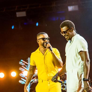 Show Irmãos, alexandre pires, seu jorge, turnê<!-- NICAID(14998250) -->