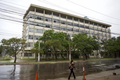 PORTO ALEGRE, RS, BRASIL - Prédio da Smov (Avenida Borges de Medeiros, 2.244. Praia de Belas), será vendido.<!-- NICAID(15000098) -->