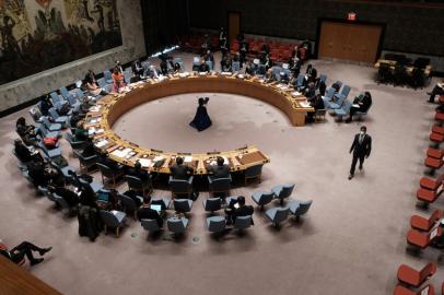 NEW YORK, NEW YORK - JANUARY 31: Members of the United Nations Security Council meet to discuss the situation between Russia and Ukraine on January 31, 2022 in New York City. Russias massive military buildup on Ukraines borders has worried nations both in the region and globally about the potential for another European war. The Security Council meeting is the latest attempt to deescalate the situation.   Spencer Platt/Getty Images/AFP (Photo by SPENCER PLATT / GETTY IMAGES NORTH AMERICA / Getty Images via AFP)<!-- NICAID(15003013) -->