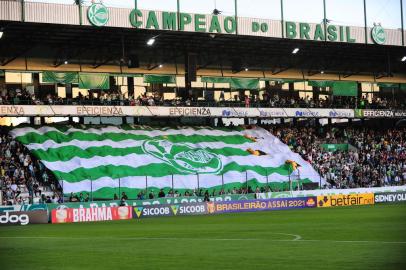 CAXIAS DO SUL, RS, BRASIL, 30/11/2021. Juventude x Bragantino, jogo válido pela 35ª rodada da série A do Campeonato Brasileiro e realizado no estádio Alfredo Jaconi. Torcida do Juventude. (Porthus Junior/Agência RBS)<!-- NICAID(14955209) -->