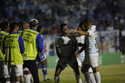 SÃO LEOPOLDO, RS, BRASIL - 09.02.2022 - O Grêmio visita o Aimoré no Estádio Cristo Rei, em jogo válido pela quinta rodada do Gauchão. (Foto: Anselmo Cunha/Agencia RBS)<!-- NICAID(15011686) -->