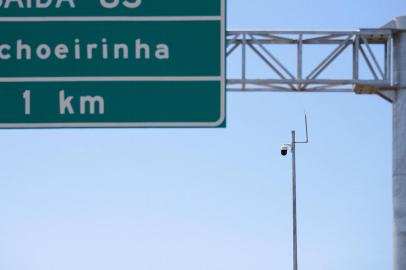 Porto Alegre, RS, Brasil - 14/02/2022 - Câmeras de segurança são instaladas na Freeway e na BR-448. Na foto: Freeway (Foto: Anselmo Cunha/Agência RBS)<!-- NICAID(15016132) -->