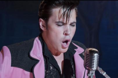 Trailer de Elvis<!-- NICAID(15020069) -->