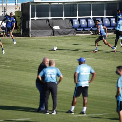 PORTO ALEGRE, RS, BRASIL - 18.02.2022 - Treino do Grêmio no CT Presidente Luiz Carvalho. (Foto: André Ávila/Agencia RBS)<!-- NICAID(15021156) -->