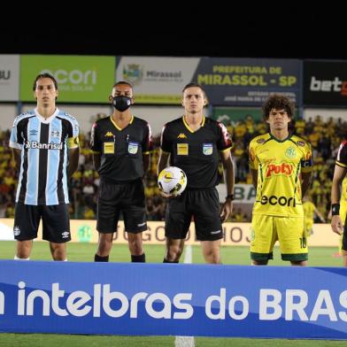 Mirassol desempata e derrota o Grêmio em casa, tirando o time gaúcho da disputa pela Copa do Brasil. FOTO: Marcos Freitas / Mirassol FC / Divulgação<!-- NICAID(15030518) -->