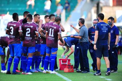 CAXIAS DO SUL, RS, BRASIL, 26/02/2022. Juventude x Caxias, clássico Ca-Ju 286. Jogo válido pela nona rodada da primeira fase do Campeonato Gaúcho (Gauchão 2022) e realizado no estádio Alfredo Jaconi. (Porthus Junior/Agência RBS)<!-- NICAID(15028056) -->