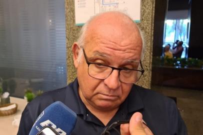 Romildo Bolzan Júnior, presidente do Grêmio