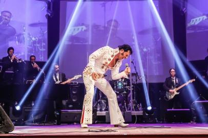 Johnny Grace Elvis Cover -  show Viva Las Vegas - uma noite com o Rei do Rock, considerado o maior tributo a Elvis da América Latina.<!-- NICAID(15041475) -->