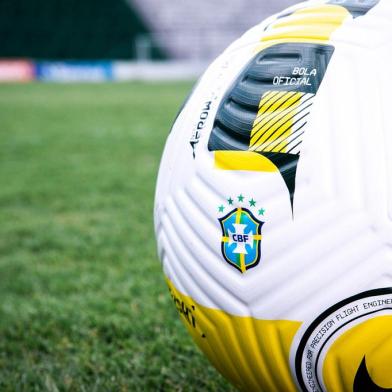 bola da copa do brasil<!-- NICAID(15037465) -->