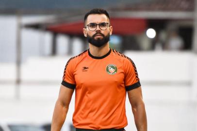 Técnico do Camboriú, Luan Carlos entra na lista de possiveis treinadores do Caxias para a Série D do Brasileirão<!-- NICAID(15046272) -->