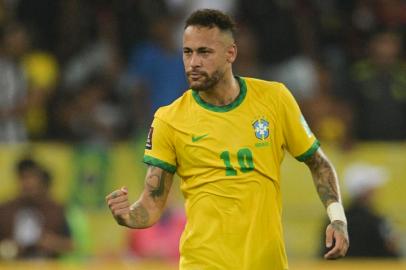 Brazils Neymar celebrates after scoring against Chile during their South American qualification football match for the FIFA World Cup Qatar 2022, at Maracana Stadium in Rio de Janeiro, Brazil, on March 24, 2022. (Photo by CARL DE SOUZA / AFP)Editoria: SPOLocal: Rio de JaneiroIndexador: CARL DE SOUZASecao: soccerFonte: AFPFotógrafo: STF<!-- NICAID(15050703) -->