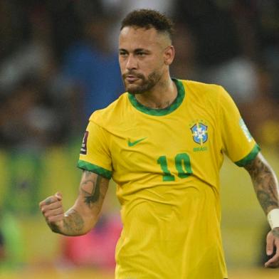 Brazils Neymar celebrates after scoring against Chile during their South American qualification football match for the FIFA World Cup Qatar 2022, at Maracana Stadium in Rio de Janeiro, Brazil, on March 24, 2022. (Photo by CARL DE SOUZA / AFP)Editoria: SPOLocal: Rio de JaneiroIndexador: CARL DE SOUZASecao: soccerFonte: AFPFotógrafo: STF<!-- NICAID(15050703) -->