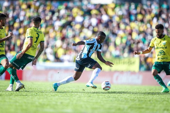 LUCAS UEBEL / Grêmio/Divulgação