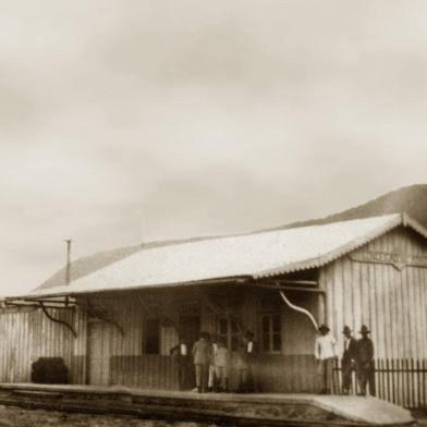 A Estação Urbana, de Osório, na década de 1930.<!-- NICAID(15052861) -->