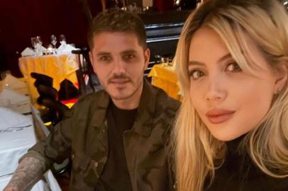 Wanda Nara e Mauro Icardi voltaram a causar polêmicas<!-- NICAID(15053626) -->