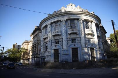 Alunos e professores do Instituto de Artes da UFRGS querem ocupar o antigo prédio do ICBS<!-- NICAID(15058365) -->