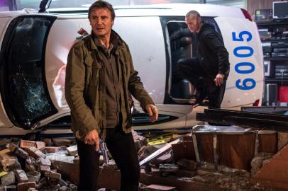 noite sem fim, com LIAM NEESON e JOEL KINNAMAN <!-- NICAID(11370646) -->