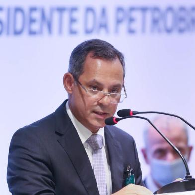 O presidente eleito da Petrobras, José Mauro Ferreira Coelho, tomou posse nesta quinta-feira (14) à tarde, em cerimônia fechada à imprensa, na sede da empresa, no Rio de Janeiro. Durante o evento, transmitido online, ele falou sobre a importância da prática de preços de mercado de combustíveis.<!-- NICAID(15069410) -->