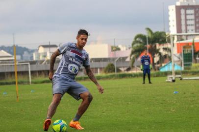 Diogo Sodré confirma permanência no Caxias para a Série D do Brasileirão<!-- NICAID(15070150) -->