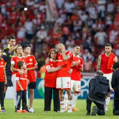 Porto Alegre, RS, Brasil, 17/04/2022 - Internacional vs Fortaleza pelo Campeonato Brasileiro Série A 2022  - Foto: Jefferson Botega/Agência RBSIndexador: RAUL PEREIRA<!-- NICAID(15071182) -->