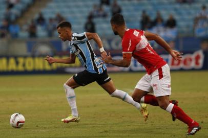 PORTO ALEGRE, RS, BRASIL - 30.04.2022 - O Grêmio recebe o CRB na Arena, em jogo válido pela 5ª rodada do Campeonato Brasileiro da Série B. (Foto: Lauro Alves/Agencia RBS)<!-- NICAID(15083056) -->