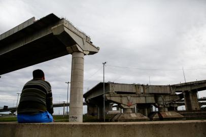 Obras das alças de acesso da nova ponte do Guaíba estão paralizadas e tem previsão de término em 2026.<!-- NICAID(15083971) -->