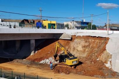 Reparo em trecho do Contorno de Pelotas. Foto: Facebook DNIT - Departamento Nacional de Infraestrutura de Transportes / Reprodução<!-- NICAID(15085124) -->