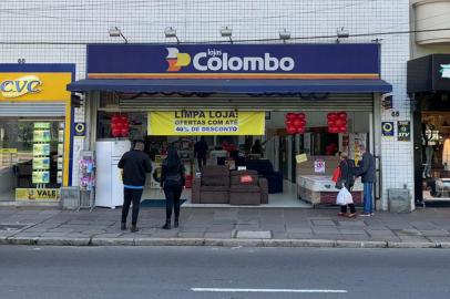 Lojas Colombo fecha unidade em Porto Alegre por falta de segurança<!-- NICAID(15088860) -->