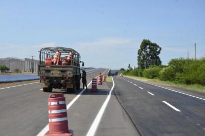 Viaduto de Barra do Ribeiro será entregue hoje pelo Exército. Foto: CMS / Divulgação<!-- NICAID(15090927) -->