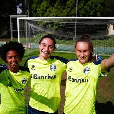 Porto Alegre, RS, Brasil.Pauta sobre goleiras do Grêmio, em Gravataína foto: Iasmin Paixão (E), Lorena da Silva (C) e Claudia de Oliveira (D)<!-- NICAID(15081731) -->