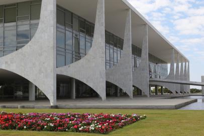 PalÃ¡cio do Planalto na PraÃ§a dos TrÃªs Poderes em BrasÃ­liaPalácio do Planalto na Praça dos Três Poderes em Brasília Foto: Fabio Rodrigues Pozzebom / Agência Brasil/ DivulgaçãoLocal: BrasÃ­liaIndexador: Fabio Rodrigues Pozzebom/AgÃªnciFonte: AgÃªncia Brasil/Empresa Brasil dFotógrafo: Reporter Fotografico<!-- NICAID(14820026) -->