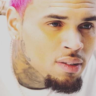 Chris Brown parabeniza Rihanna pelo nascimento de filho<!-- NICAID(15101407) -->