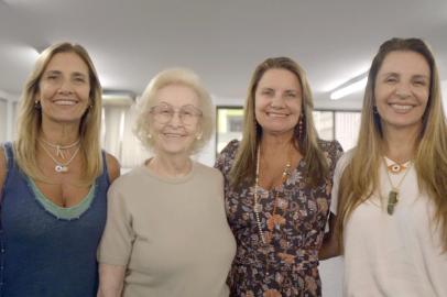 Ballare Malhas para Dança, empresa de Farroupilha, lançou uma mini série documental sobre três mestras da dança gaúcha ¿ Lenita Ruschel, Marion Dullius e Vera Bublitz. Na foto: Helena, Lenita, Déborah e Silvia Ruschel<!-- NICAID(15106427) -->