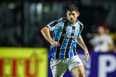 Gremio x VascoFUTEBOL/CAMPEONATO BRASILEIRO 2022 /GREMIO X VASCO - ESPORTES - Lance da partida entre Gremio e Vasco disputada na noite desta quinta-feira, no Estadio Sao Januário, no Rio de Janeiro, em partida valida pela Campeonato Brasileiro 2022. FOTO: LUCAS UEBEL/GREMIO FBPA/DIVULGAÇÃOEditoria: SPOLocal: Rio de JaneiroIndexador: Lucas UebelSecao: futebolFonte: Gremio.netFotógrafo: Gremio x Vasco<!-- NICAID(15114041) -->