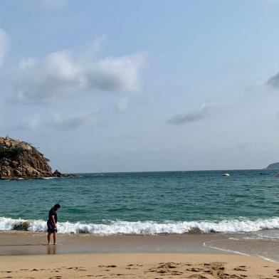 Praia em frente ao hotel Emporio, em Acapulco, no Estado de Guerrero, México. No hotel, foram gravados episódios do Chaves. <!-- NICAID(15118050) -->