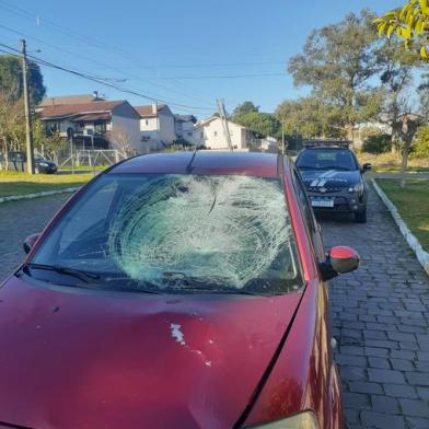 Polícia Civil apreende carro envolvido em atropelamento do radialista Ricardo Ló, em Farroupilha<!-- NICAID(15123184) -->