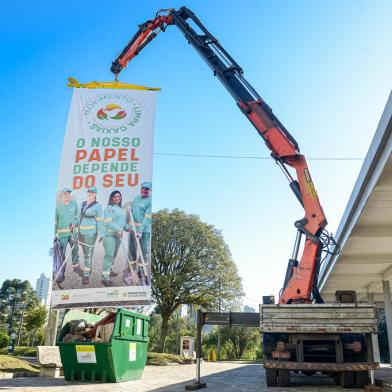 Codeca e Prefeitura de Caxias do Sul lançam campanha Nosso Papel Depende do Seu, para conscientização sobre descarte correto do lixo<!-- NICAID(15125524) -->