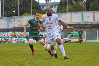 Veranópolis vence o Brasil-Fa e garante vaga na segunda fase da Divisão de Acesso<!-- NICAID(15115616) -->