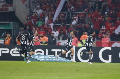 PORTO ALEGRE, RS, BRASIL, 19/06/2022- Inter x Botafogo: jogo válido pela 13ª rodada do Brasileirão. Foto: Anselmo Cunha/Agencia RBS<!-- NICAID(15127753) -->