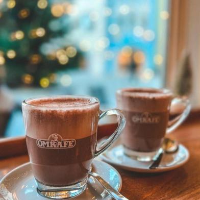 chocolate quente, destemperados<!-- NICAID(15129061) -->