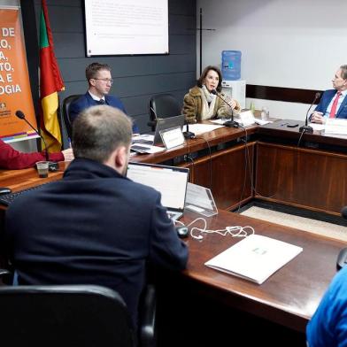 Raquel Teixeira, secretária estadual de educação, fala sobre desempenho dos alunos em Matemática na Assembleia Legislativa do Estado <!-- NICAID(15134555) -->