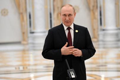 Russian President Vladimir Putin speaks with media during the 6th Caspian Summit in Ashgabat on June 29, 2022. (Photo by Dmitry AZAROV / SPUTNIK / AFP)Editoria: POLLocal: AshgabatIndexador: DMITRY AZAROVSecao: politics (general)Fonte: SPUTNIKFotógrafo: STR<!-- NICAID(15136241) -->