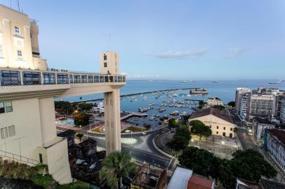 Salvador, Bahia, com o Elevador Lacerda em primeiro plano <!-- NICAID(13507901) -->